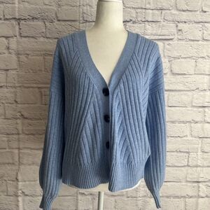 Cabi Women’s Cozy Scenic Casual Cardigan Style # 5831 Size Medium